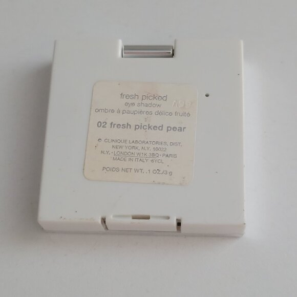Clinique Fresh Picked Eye Shadow 02 FRESH PICKED PEAR Discontinued Preowned - Picture 4 of 5